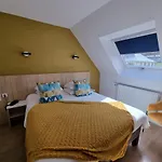 Logis Restaurant De La Poste Et De Montagne Hotel 3*