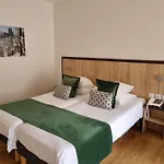 Logis Restaurant De La Poste Et De Montagne Le Bonhomme