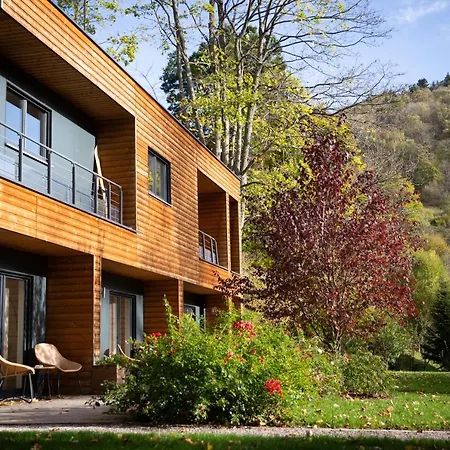 ホテル Logis Restaurant De La Poste Et De Montagne 3*