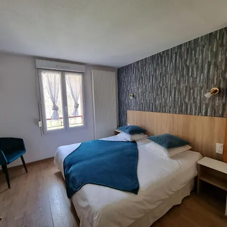 Logis Restaurant De La Poste Et De Montagne Hotel