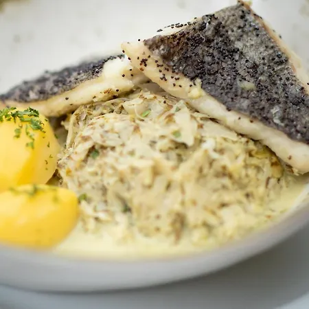 Ξενοδοχείο Logis Restaurant De La Poste Et De Montagne 3*