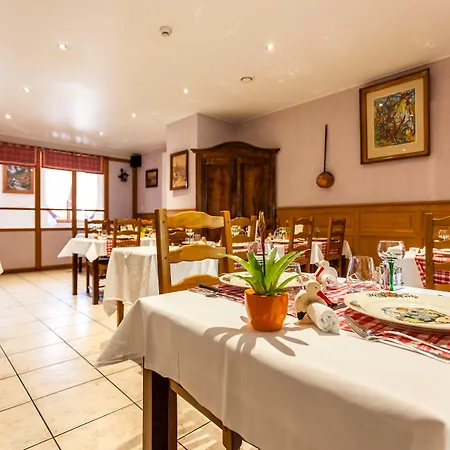 Otel Logis Restaurant De La Poste Et De Montagne