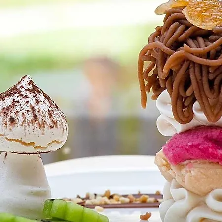 Logis Restaurant De La Poste Et De Montagne Bonhomme