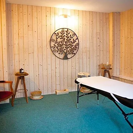 Hotel Logis Restaurant De La Poste Et De Montagne