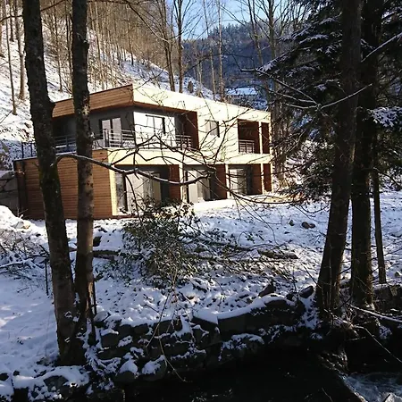 Logis Restaurant De La Poste Et De Montagne 르본옴므