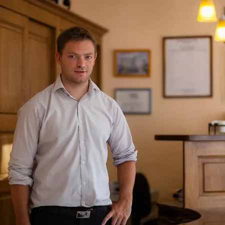 Logis Restaurant De La Poste Et De Montagne Otel 3*