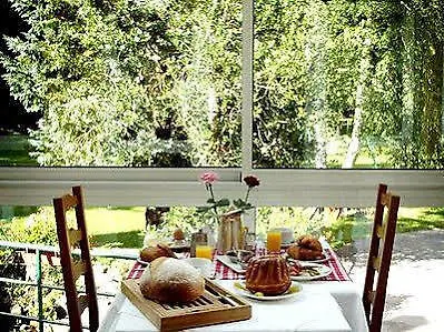 Logis Restaurant De La Poste Et De Montagne 3* 르본옴므