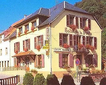 Logis Restaurant De La Poste Et De Montagne Otel 3*