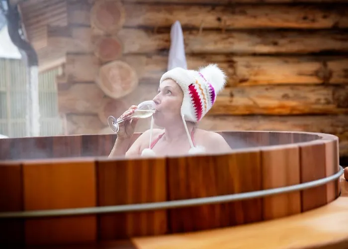 Logis Restaurant De La Poste Et De Montagne 3*