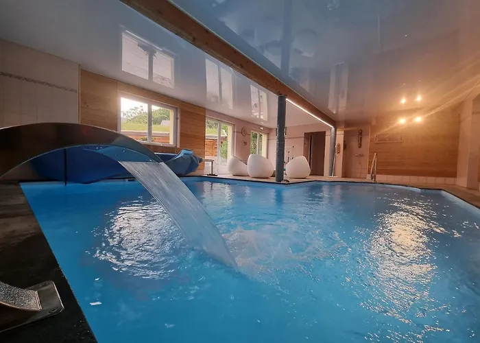 Hotel Logis Restaurant De La Poste Et De Montagne