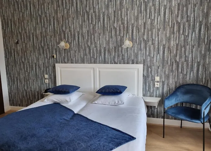 Logis Restaurant De La Poste Et De Montagne