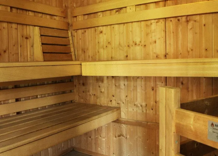 Logis Restaurant De La Poste Et De Montagne Le Bonhomme