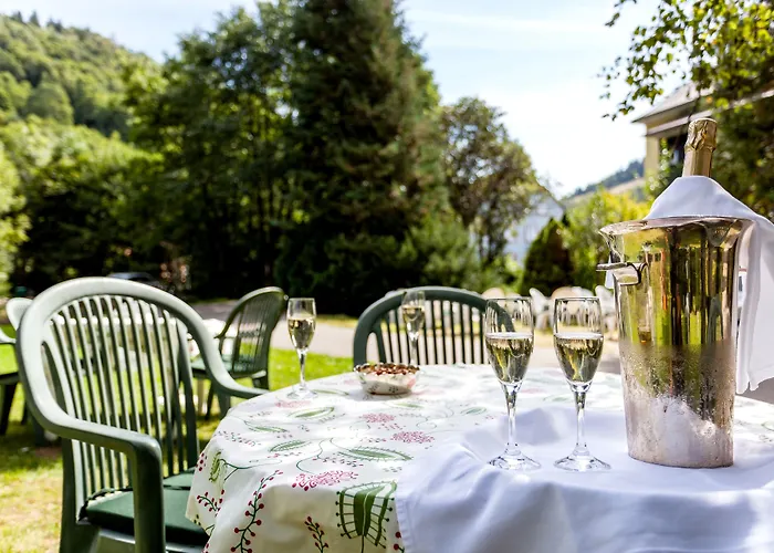 Logis Restaurant De La Poste Et De Montagne Le Bonhomme