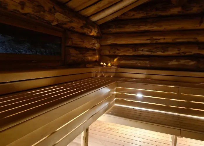 Logis Restaurant De La Poste Et De Montagne 3*