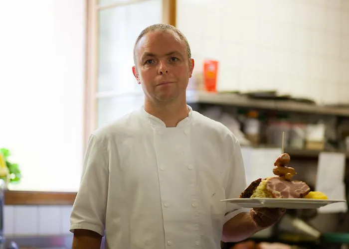 Hotel Logis Restaurant De La Poste Et De Montagne 3*