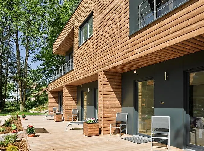 Hotel Logis Restaurant De La Poste Et De Montagne 3*