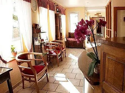 Logis Restaurant De La Poste Et De Montagne